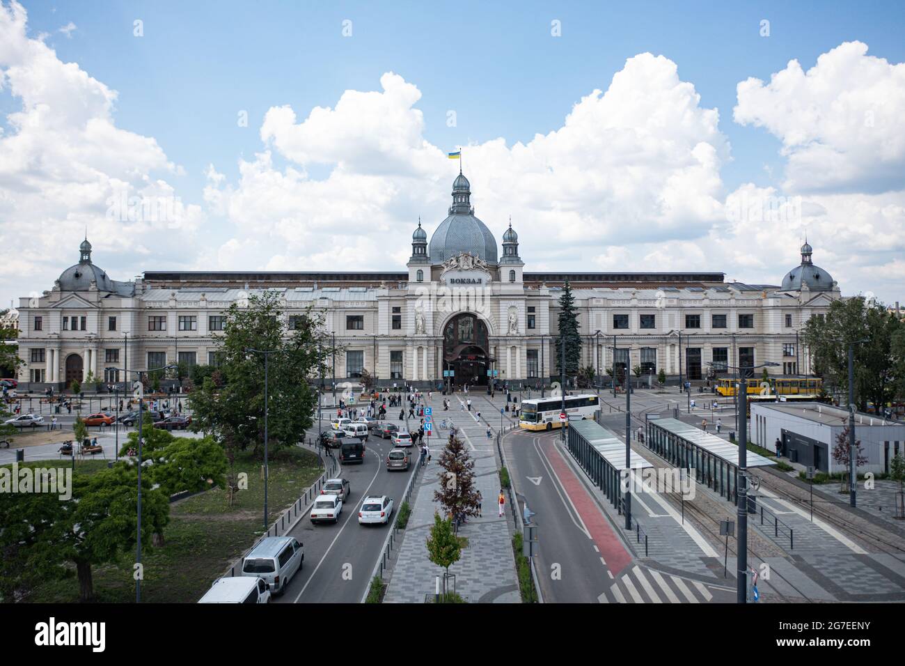 Lviv station train 2021 hi-res stock photography and images - Alamy