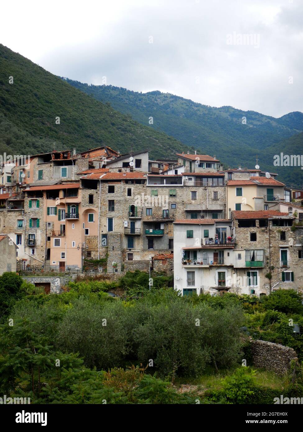 Rocchetta Nervina Hi res Stock Photography And Images Alamy rocchetta-nervina-hi-res-stock-photography-and-images-alamy
