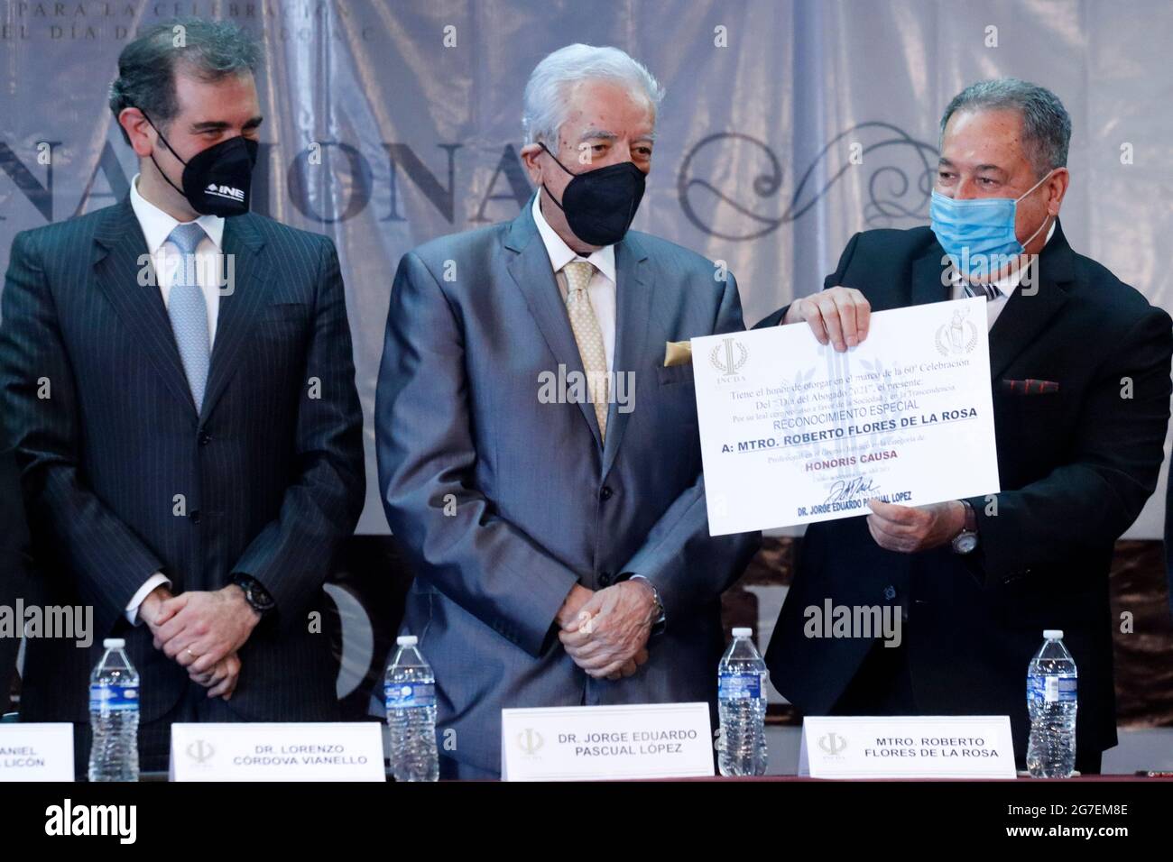 Roberto flores lopez