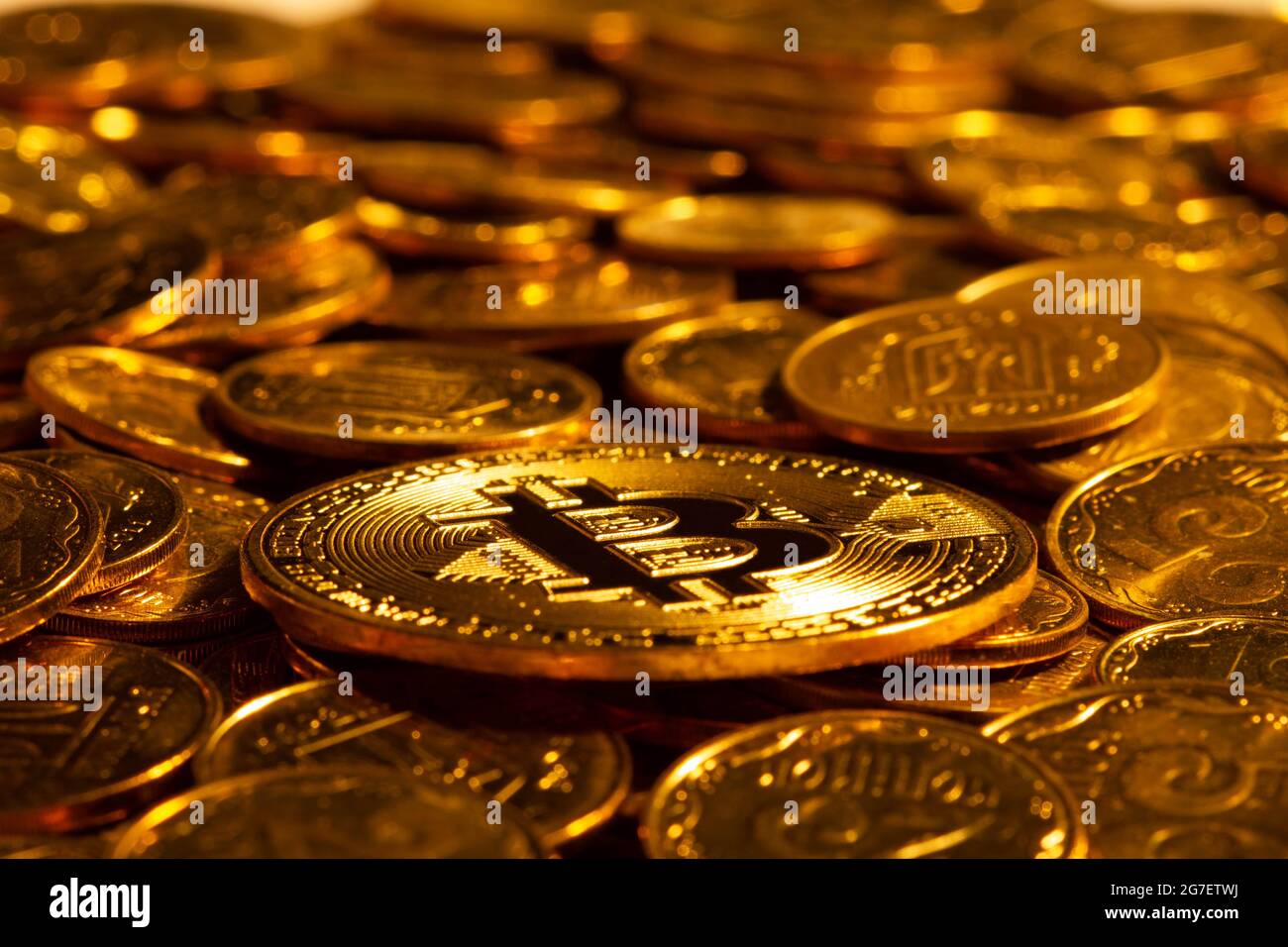 Blockchain based community hi-res stock photography and images - Alamy