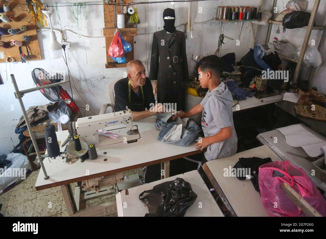 Gaza City The Gaza Strip Palestine 13th July 21 Palestinian Child Ahmed Abbas 11 Years Old From Al Shati Refugee Camp The Youngest Fashion Designer In The Gaza Strip Works In His Family S