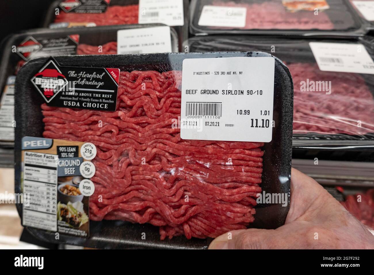 Packages of beef cuts on Sale in a New York City Supermarket, USA, 2021 ...