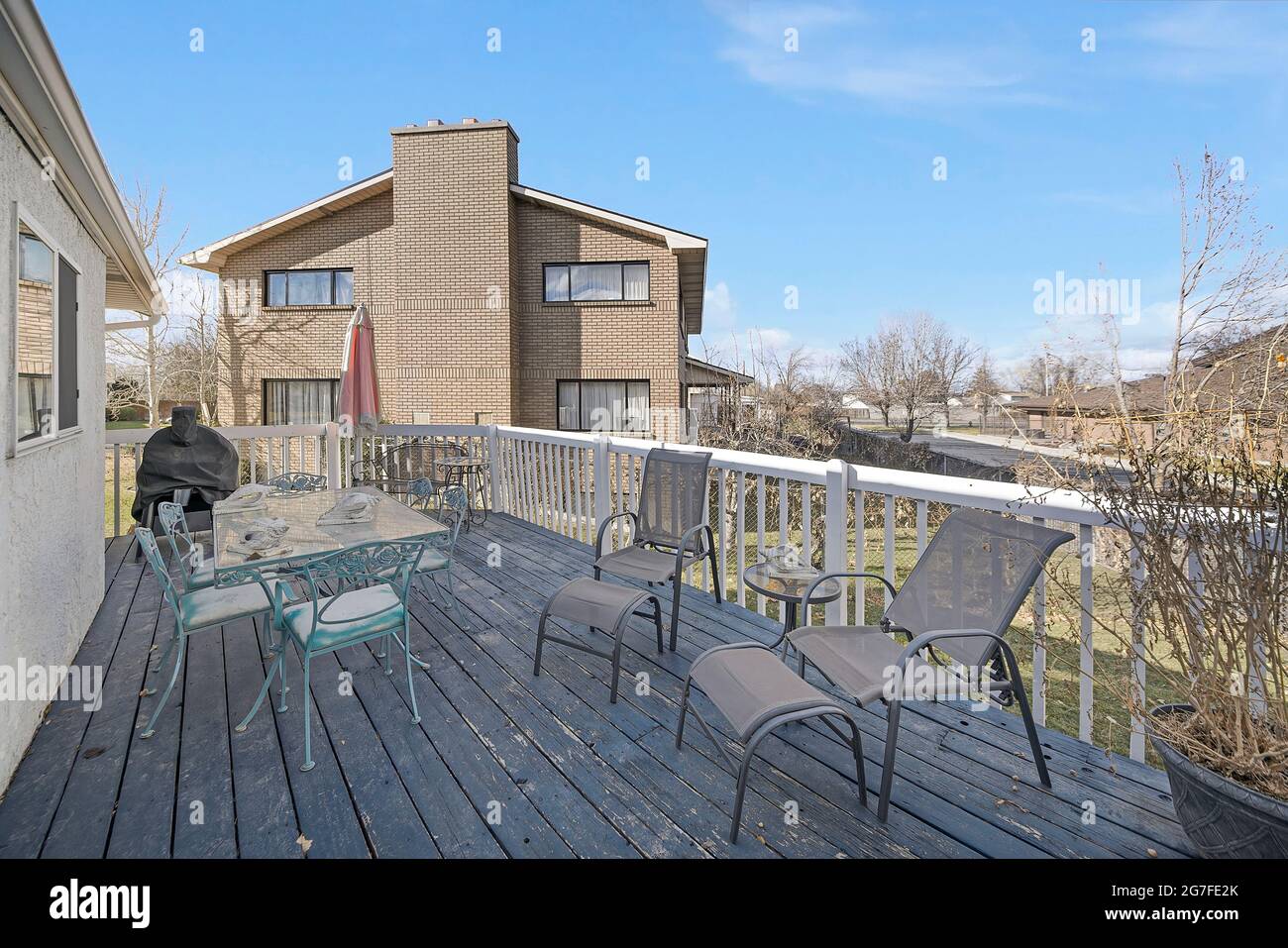 Veranda display hi-res stock photography and images - Alamy