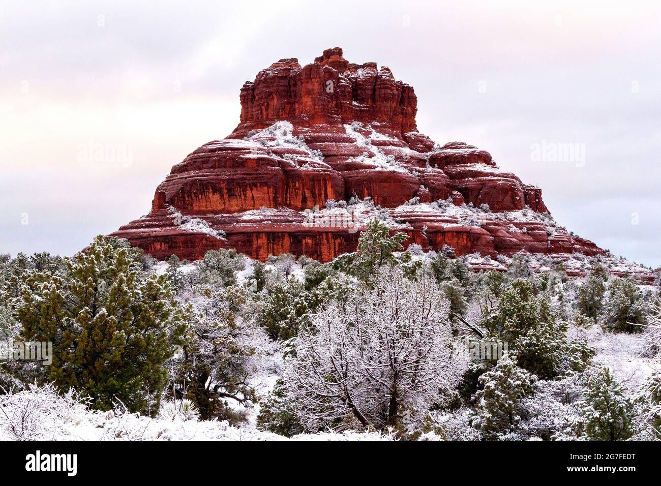 Sedona snow hiking hires stock photography and images Alamy
