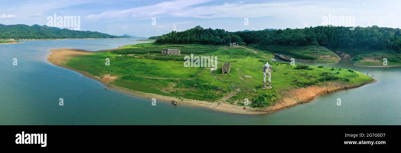 Vajiralongkorn, Wat Saam Prasob, the Sunken drowning Temple in Sangkhlaburi in Kanchanaburi, Thailand Stock Photo