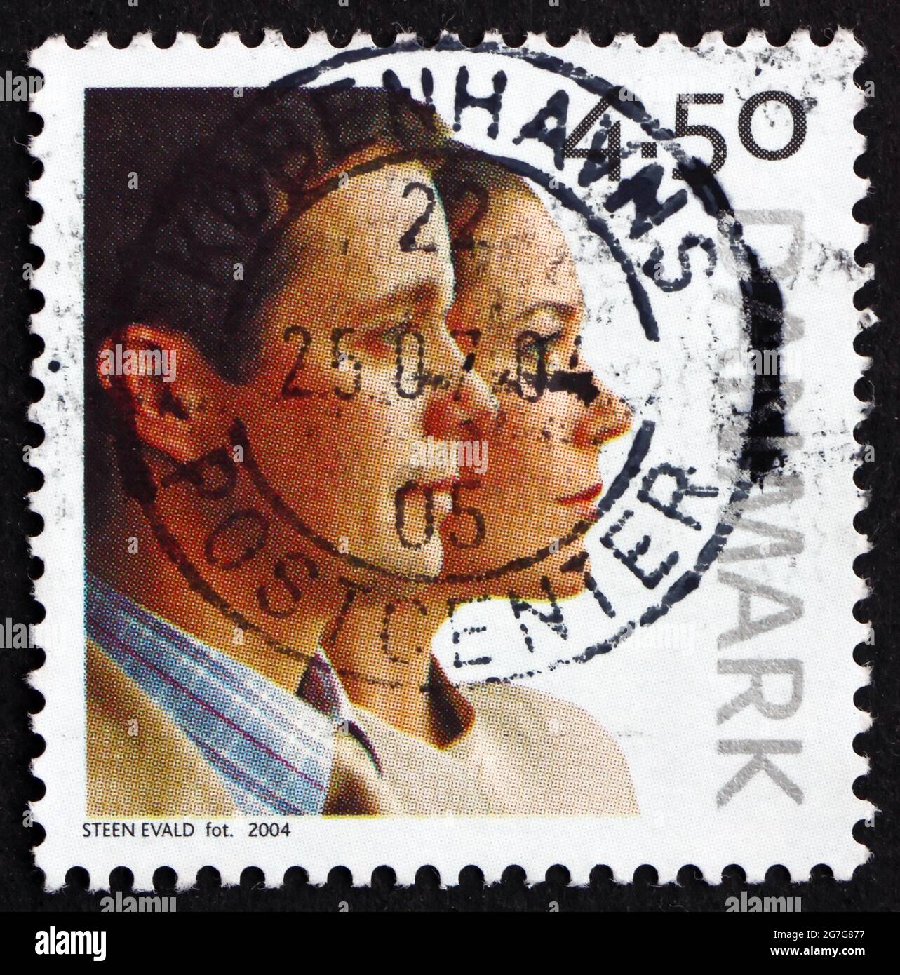 DENMARK - CIRCA 2004: a stamp printed in Denmark dedicated to Wedding of Crown Prince Frederik and Mary Donaldson, circa 2004 Stock Photo