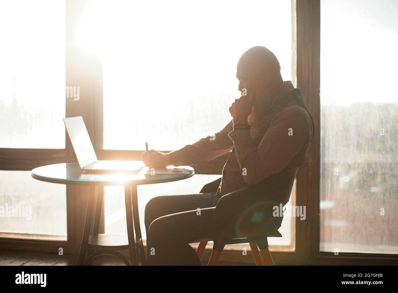 Someone Brooding Brooding business man works hi-res stock photography and images - Alamy