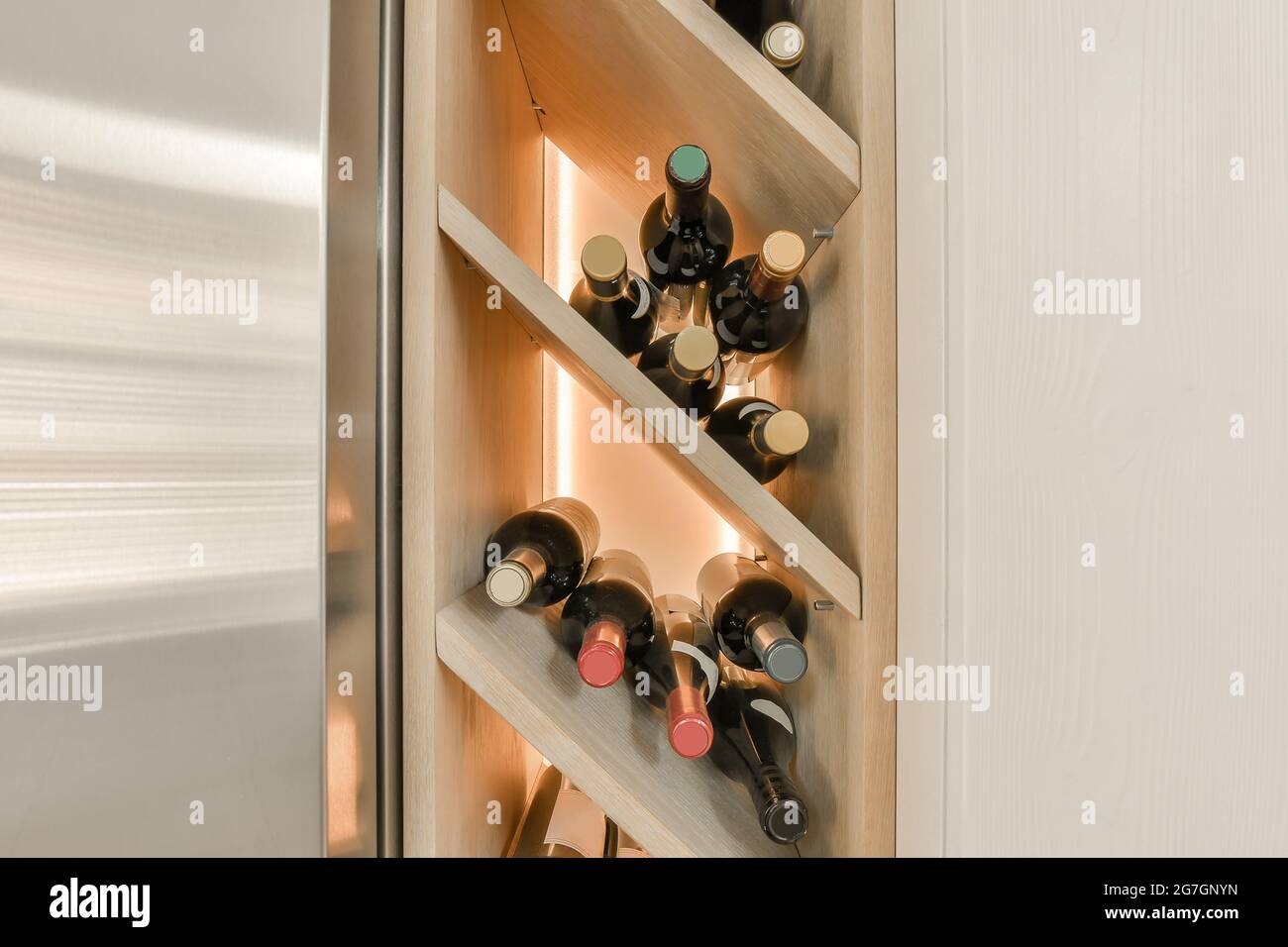 Alcohol shelf display hi-res stock photography and images - Alamy