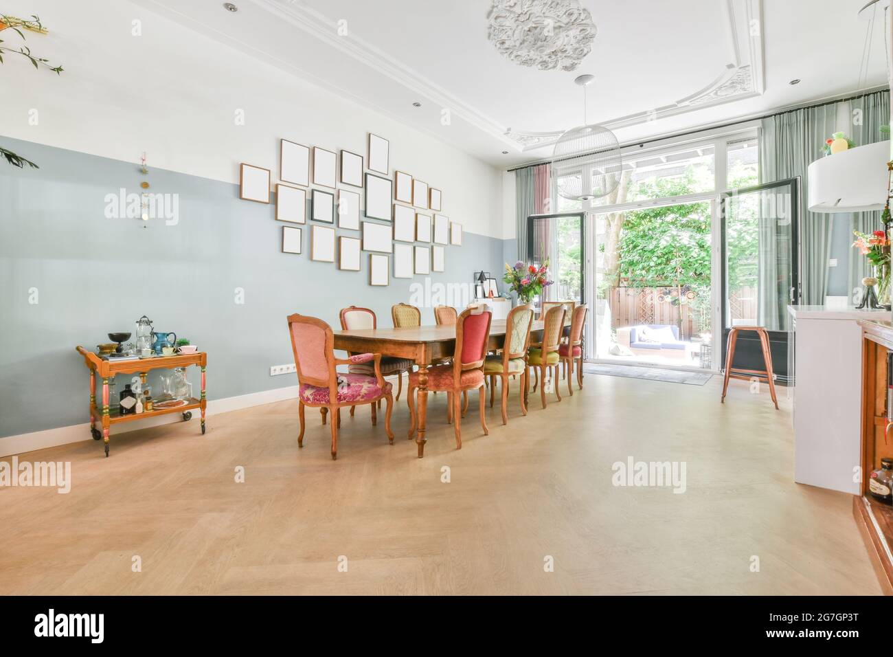 Interior design of bright and beautiful dining room Stock Photo - Alamy