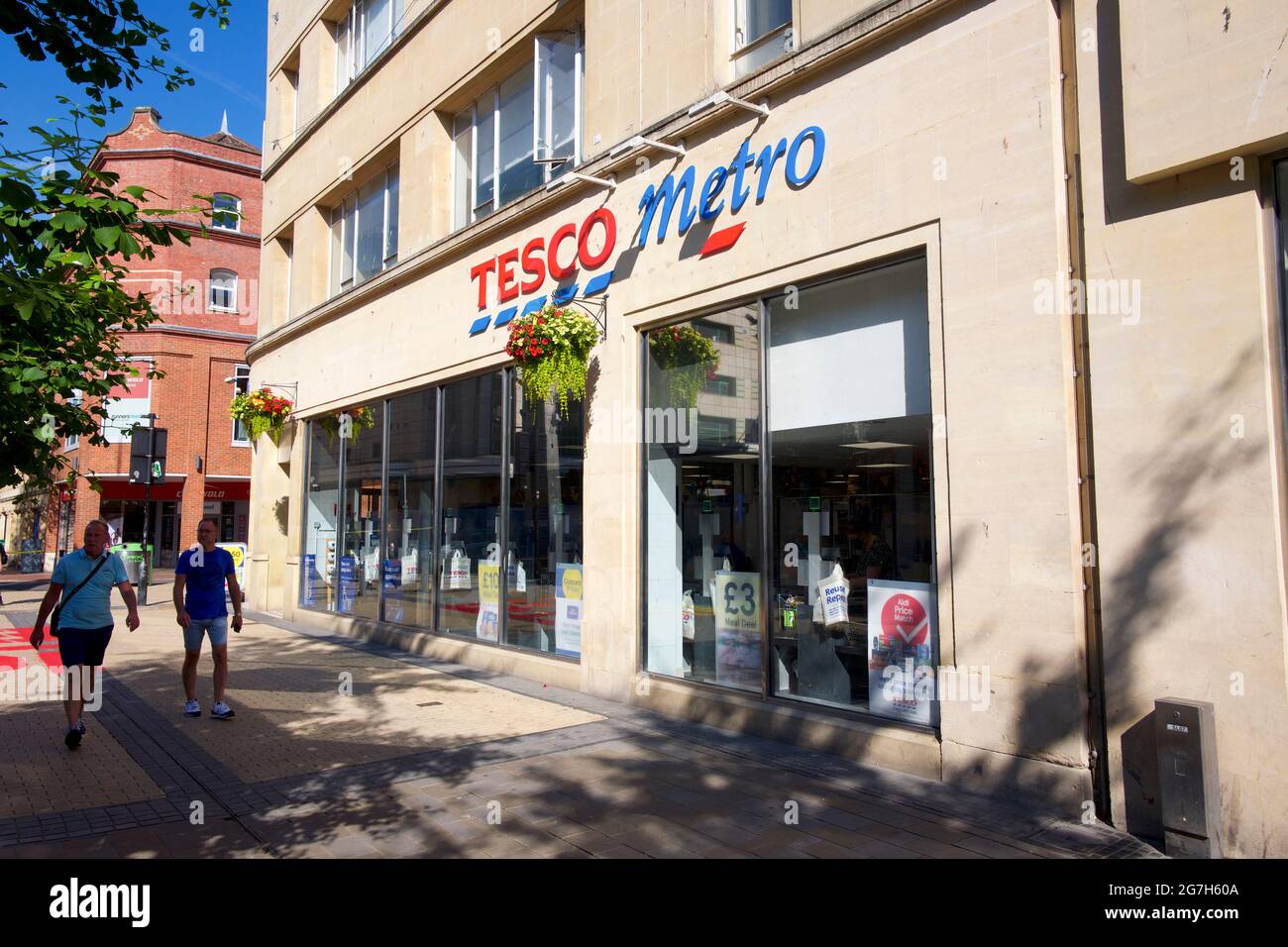 Tesco Metro store Stock Photo