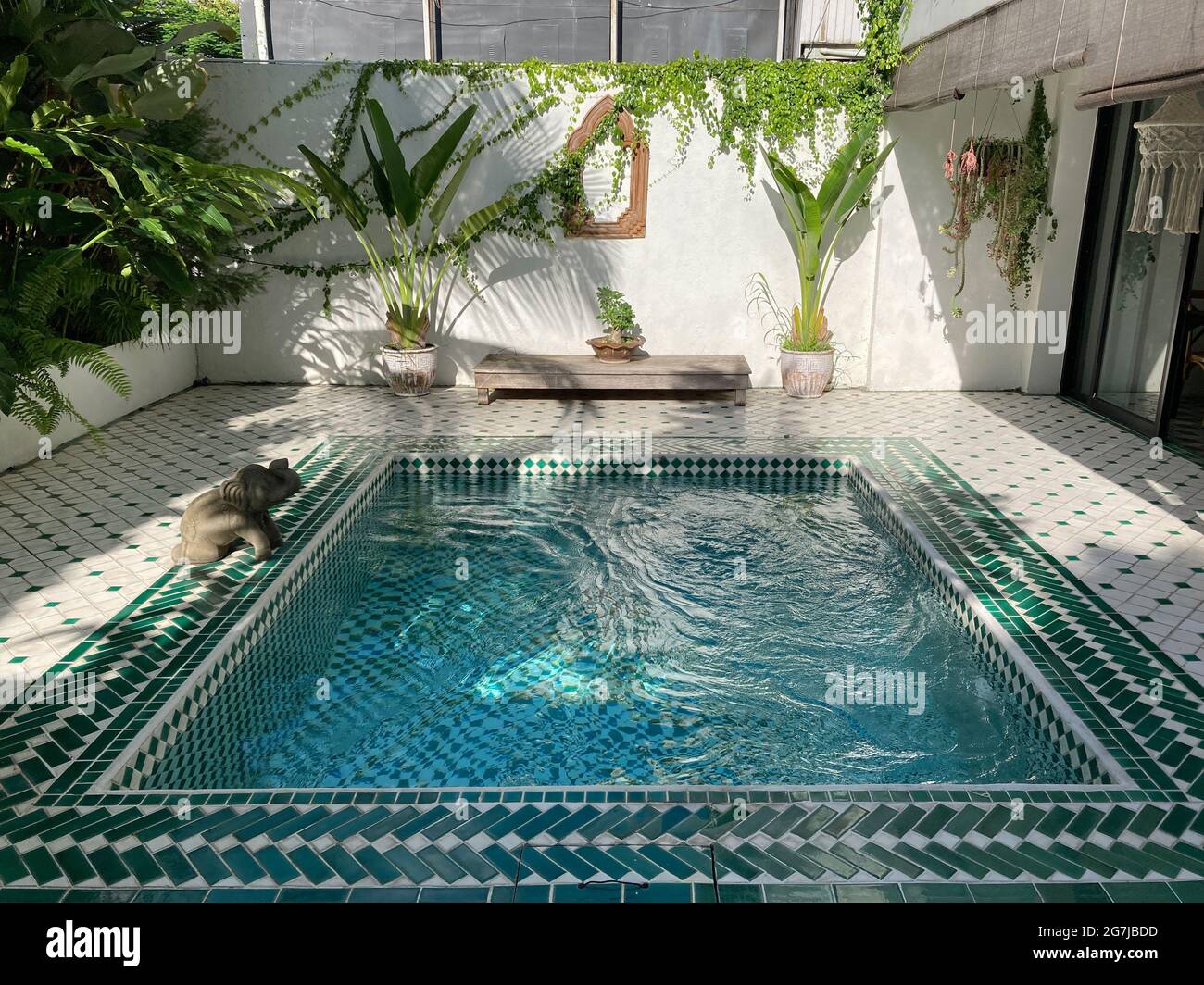 Mosaic pool hi-res stock photography and images - Alamy