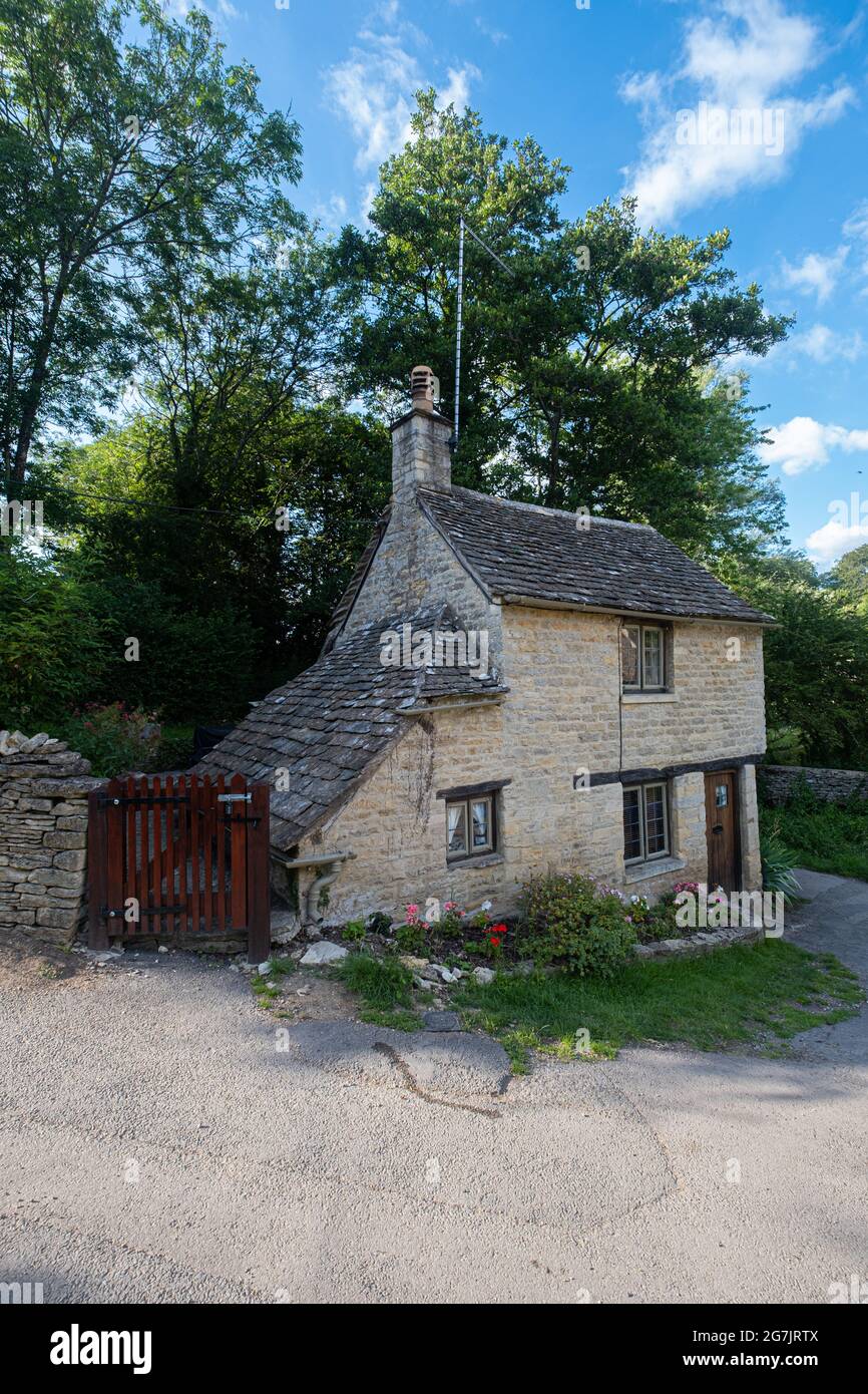 Pictures of Bibury Village In The Summer Time ,Once Described By Famous