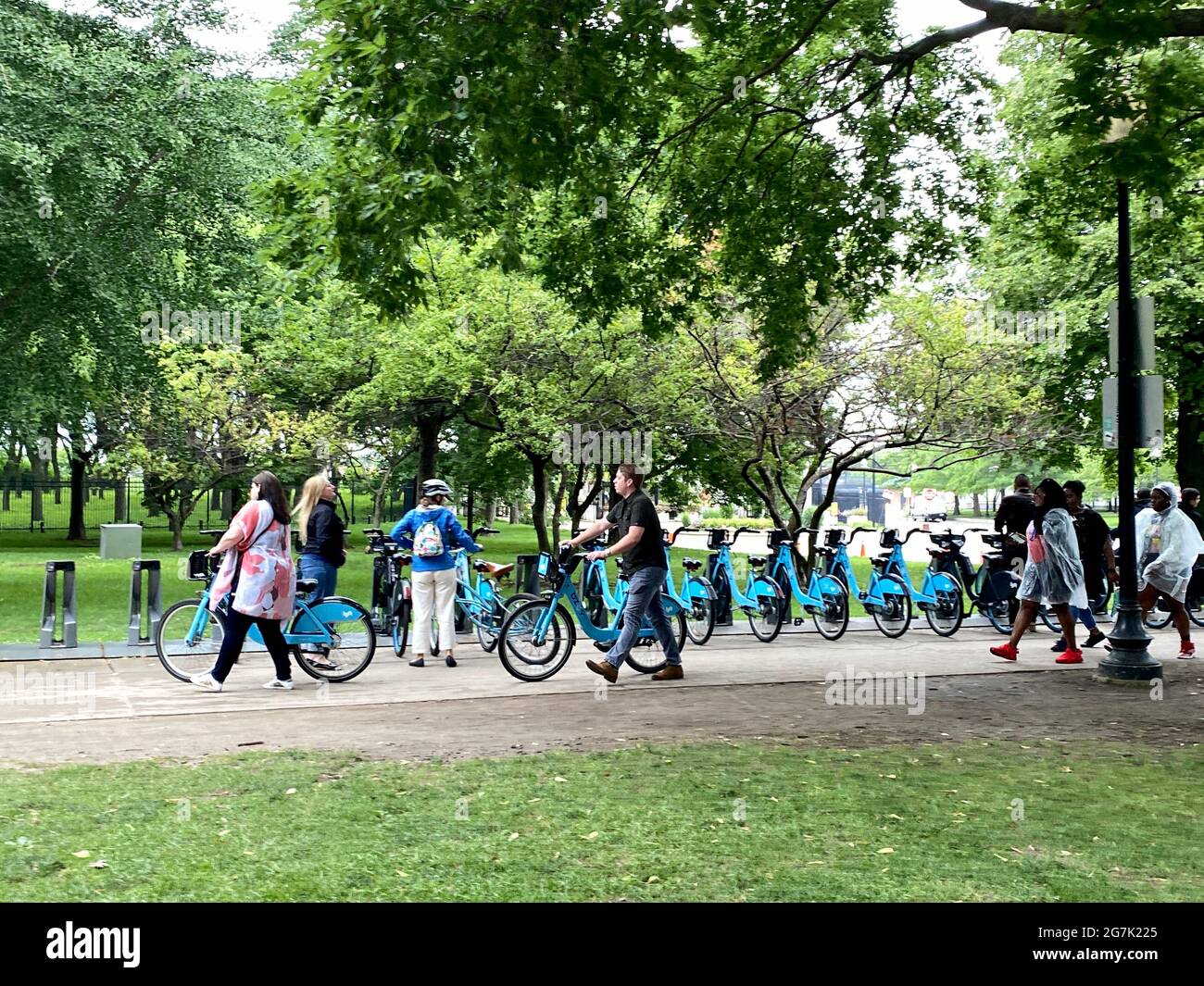 Divvy bike rack hires stock photography and images Alamy