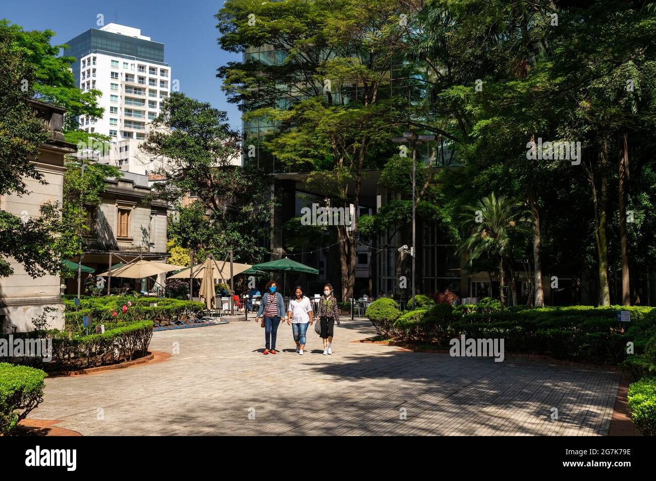 The middle section of the beautiful gardens of Casa das Rosas estate, where workers of the surroundings can relax between work breaks. Stock Photo