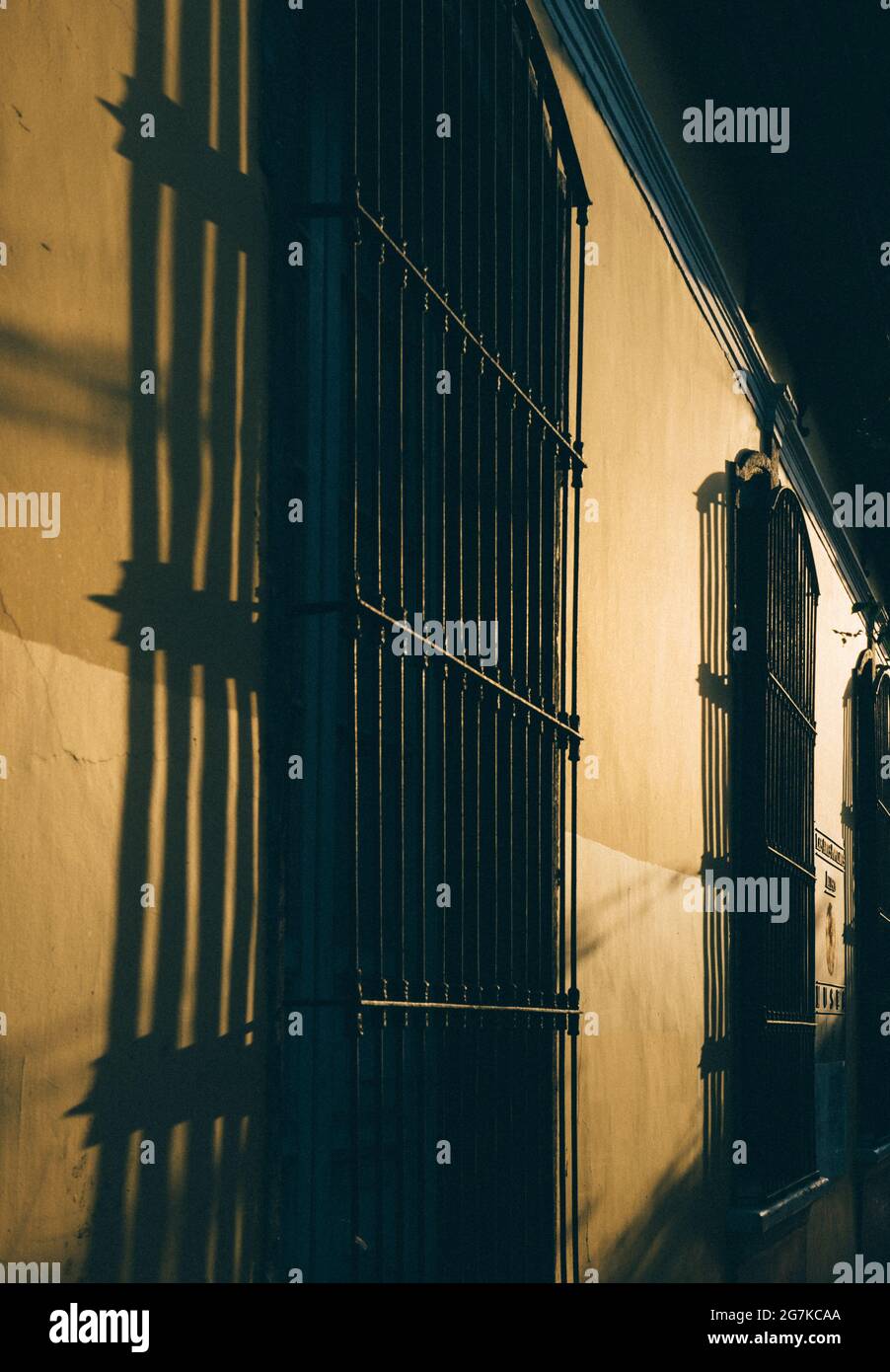 Ornate bars on window hires stock photography and images Alamy