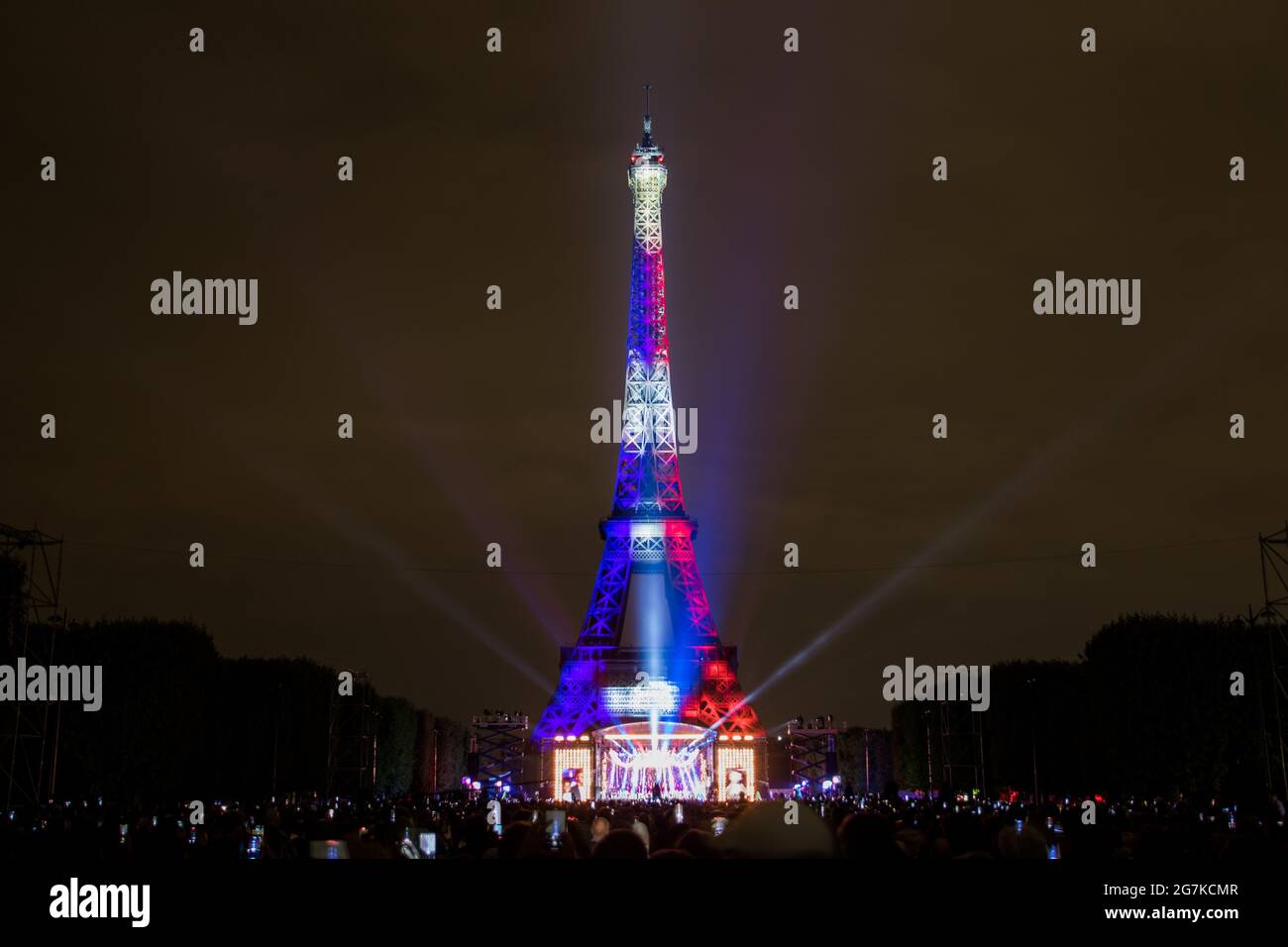 Bastille Day fireworks at the Eiffel Tower on July 14th 2021 - Pyrotechnics show for the French National Holiday in Paris during the Covid-19 pandemic Stock Photo