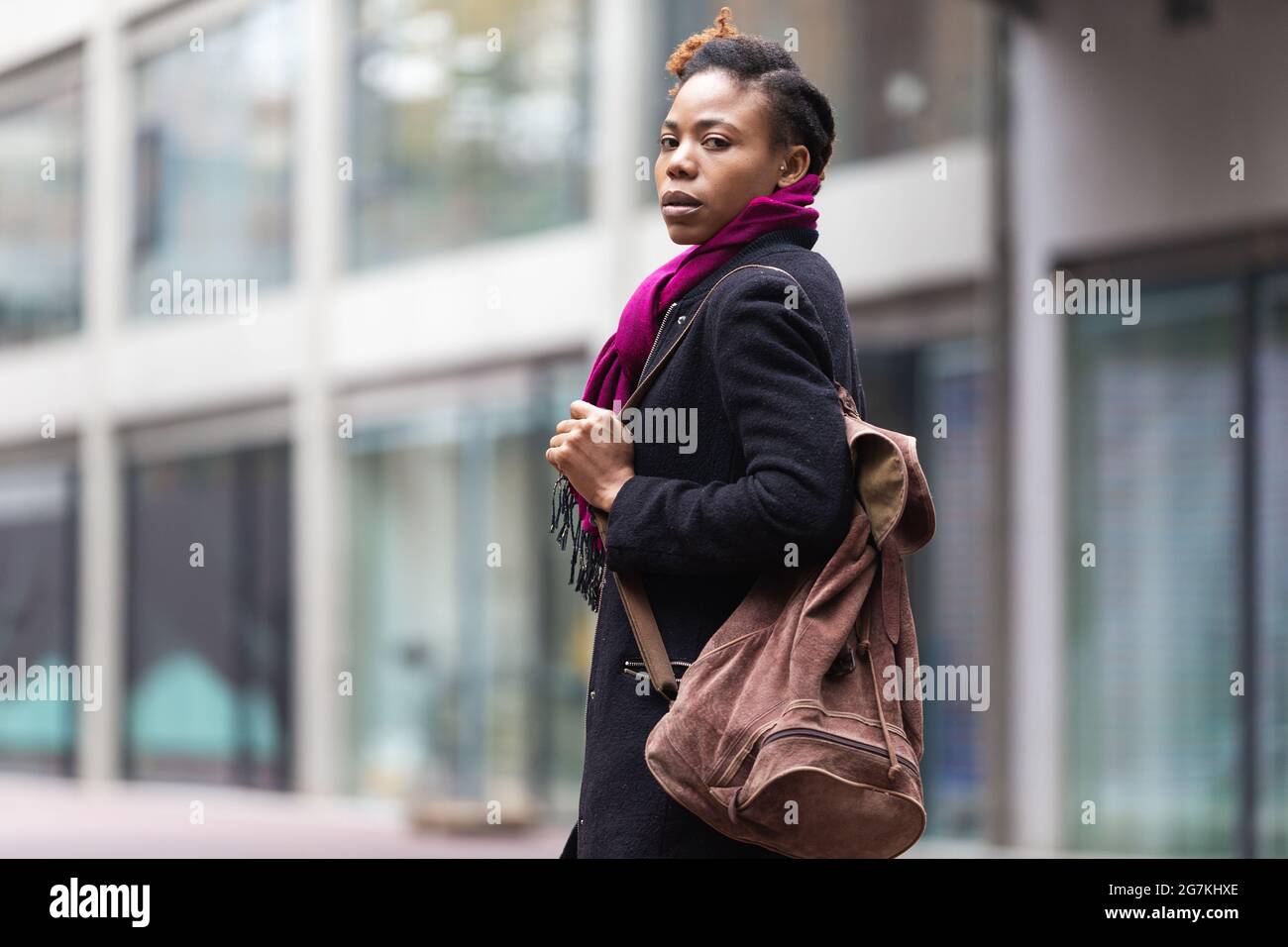 Portrait of black woman on the city street Stock Photo - Alamy