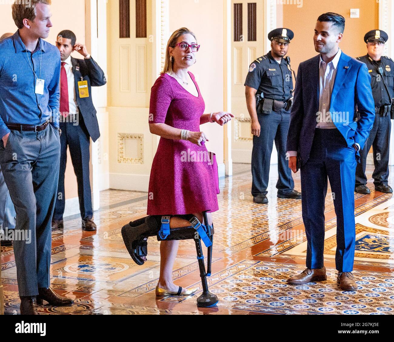 Kyrsten sinema hi-res stock photography and images - Alamy
