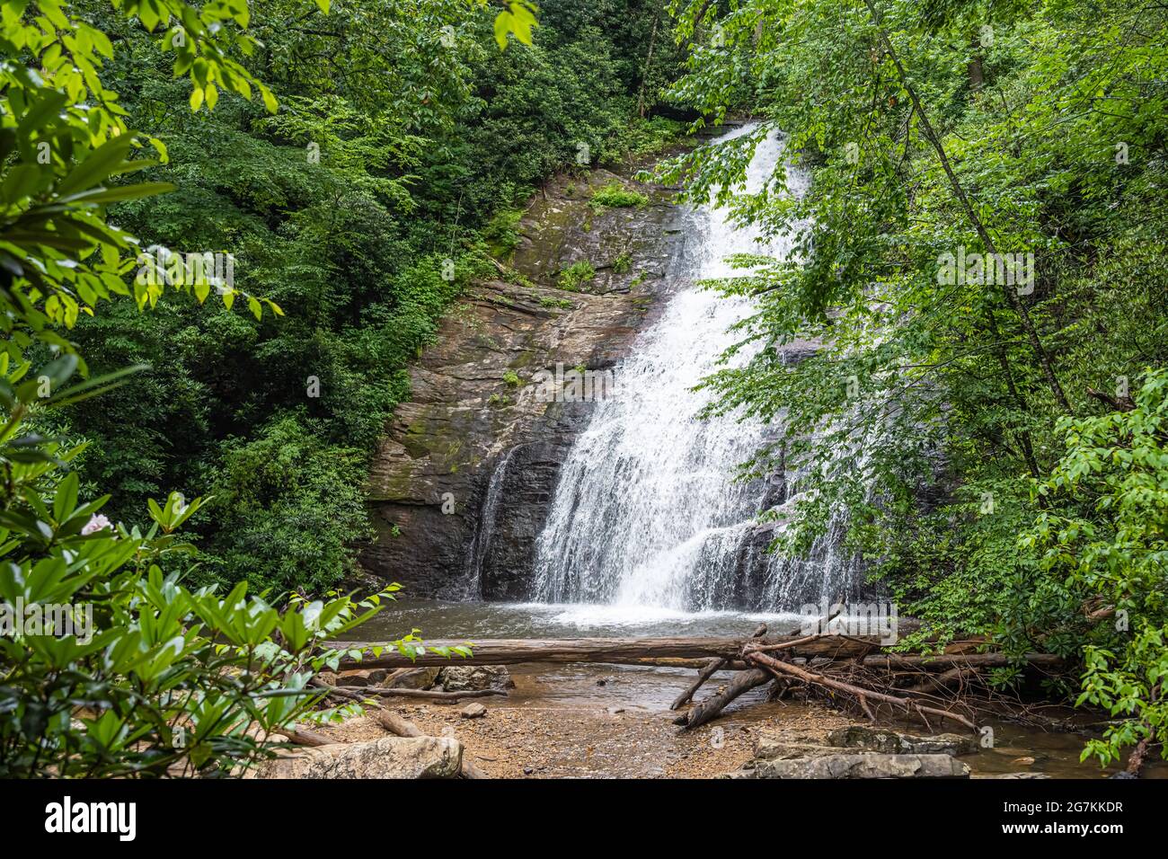 Helton Creek Falls in North Georgia's Chattahoochee National Forest near Vogel State Park in Blairsville, Georgia. (USA) Stock Photo