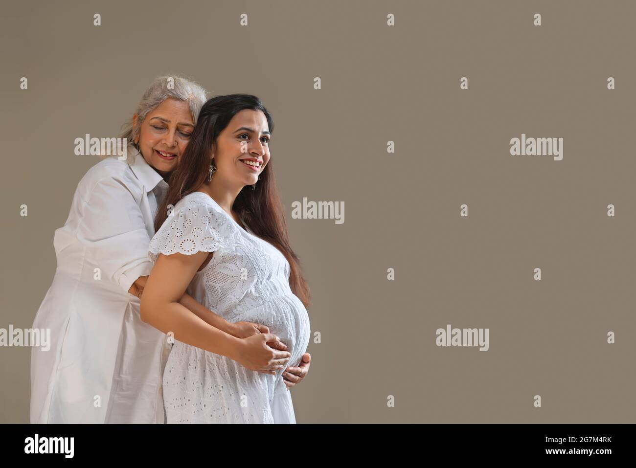 Daughter in law pregnant hi-res stock photography and images - Alamy