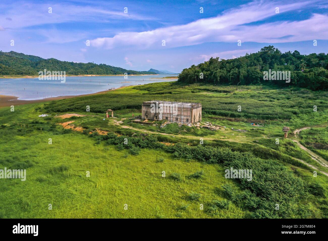 Vajiralongkorn, Wat Saam Prasob, the Sunken drowning Temple in Sangkhlaburi in Kanchanaburi, Thailand Stock Photo