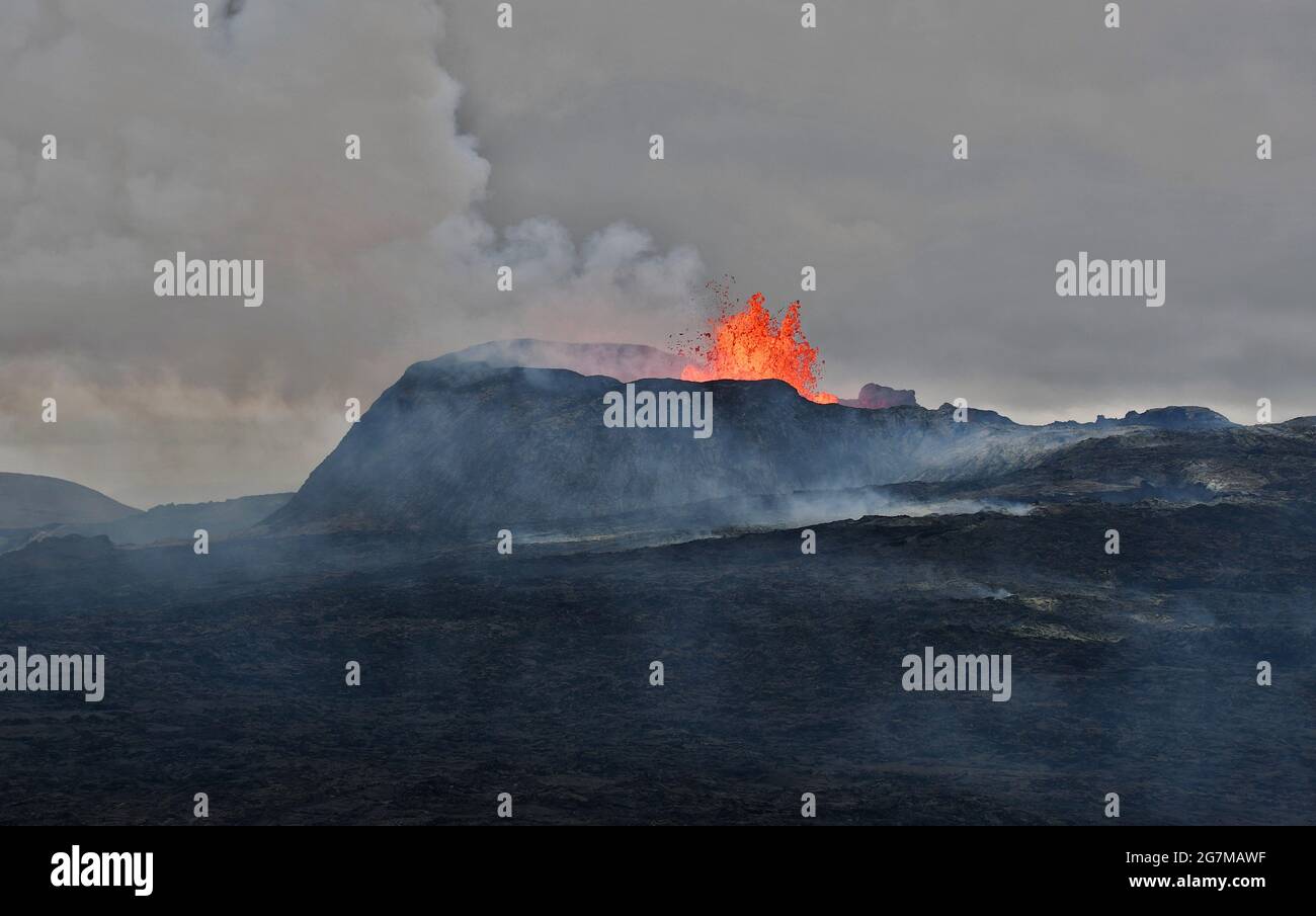 Eruption at Geldingadalir Volcano after a pause of one week Stock Photo