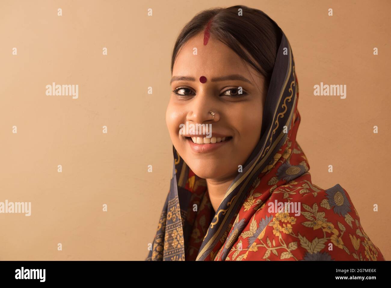 Close up shot woman sitting hi-res stock photography and images - Alamy