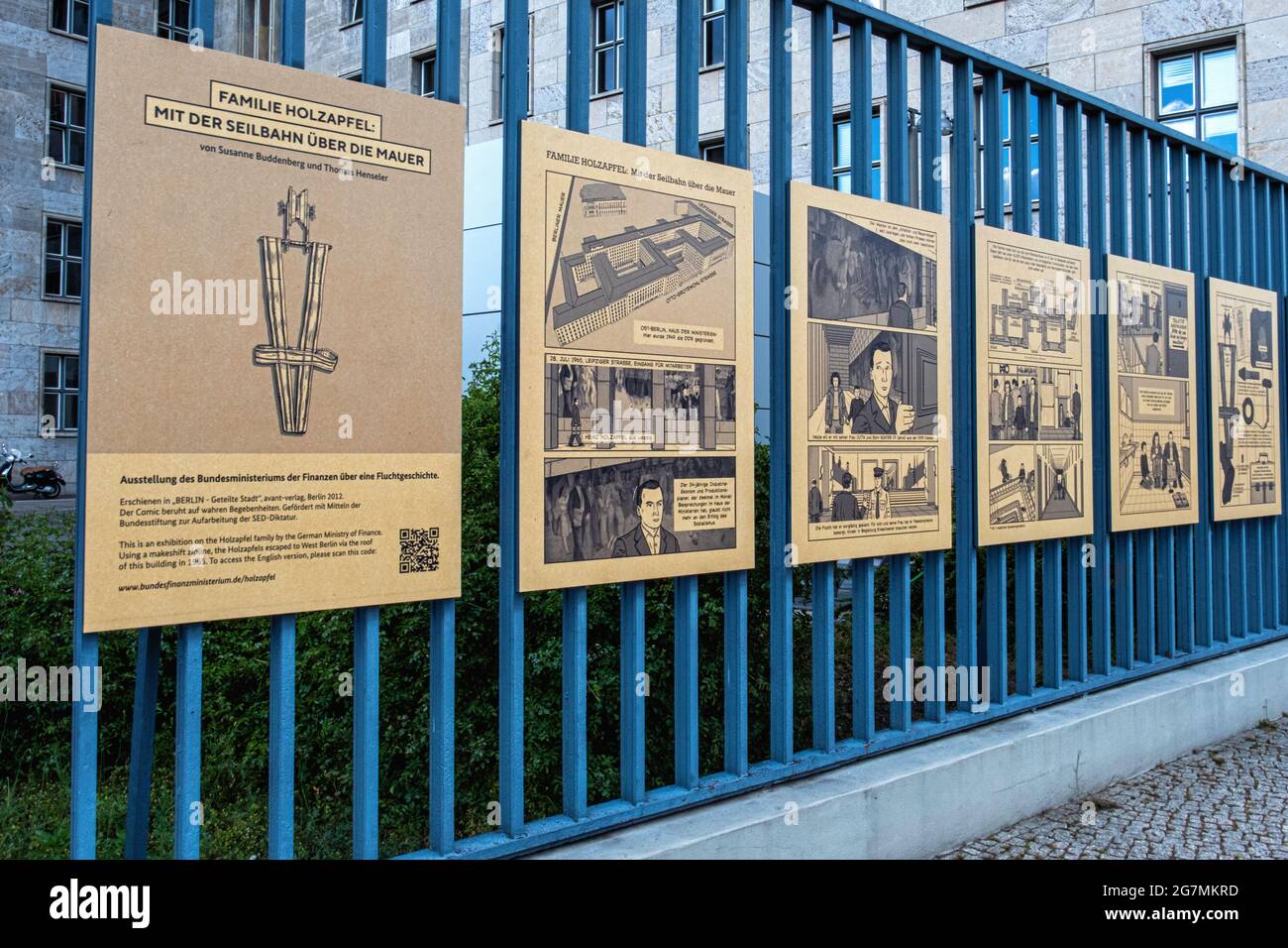 Board tells of escape of Holzapfel family over the Berlin Wall from the