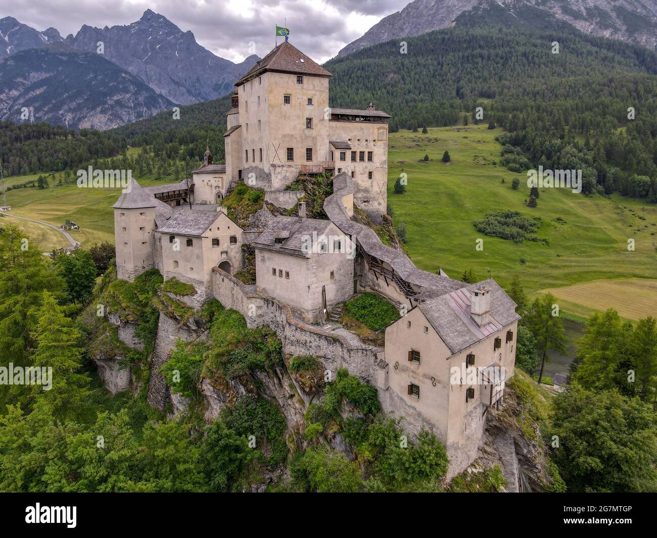 Switzerland Tarasp Castle Hi res Stock Photography And Images Alamy
