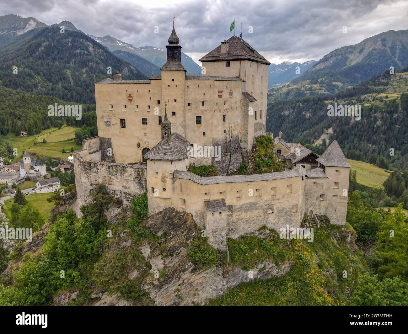 Switzerland Tarasp Castle Engadine Hi res Stock Photography And Images Switzerland Tarasp Castle Engadine Hi res Stock Photography And Images