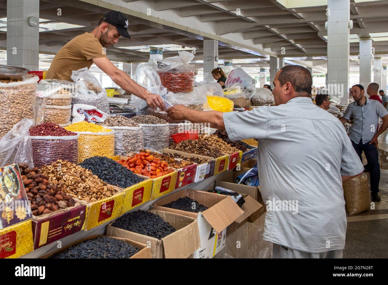 Siyob Bazaar, aka Siab Bazaar, Samarkand, Uzbekistan Stock Photo