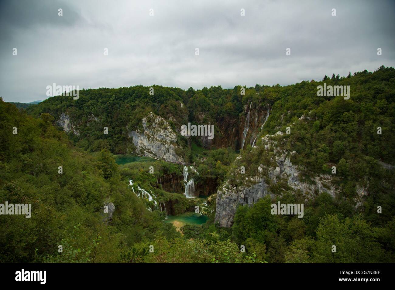 Parque natural de Plivitche en Croacia, caídas de agua, grandes lagos, bosques mediterráneos y lugares de ensueño Stock Photo