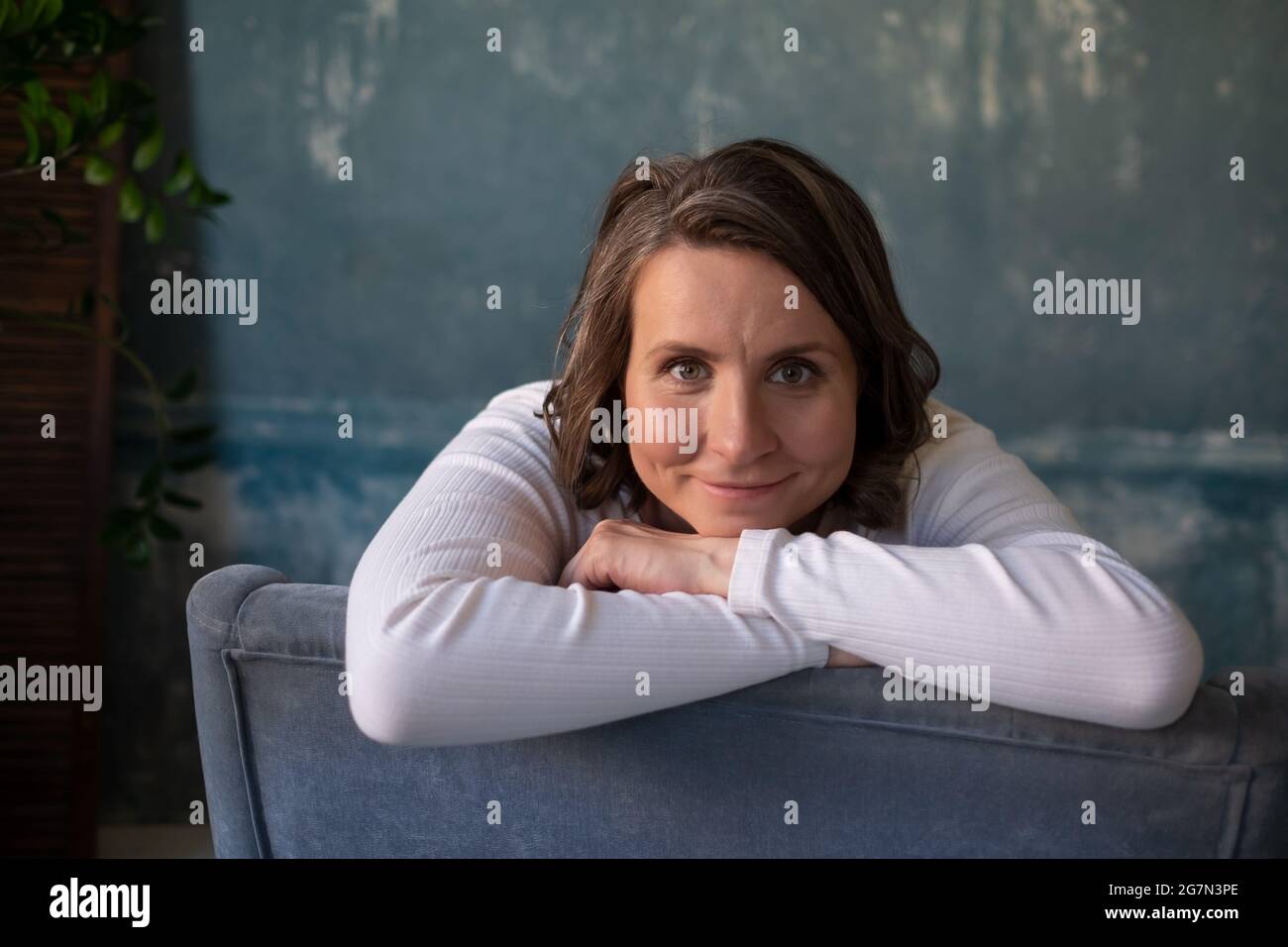 Mature woman model face hi-res stock photography and images - Alamy