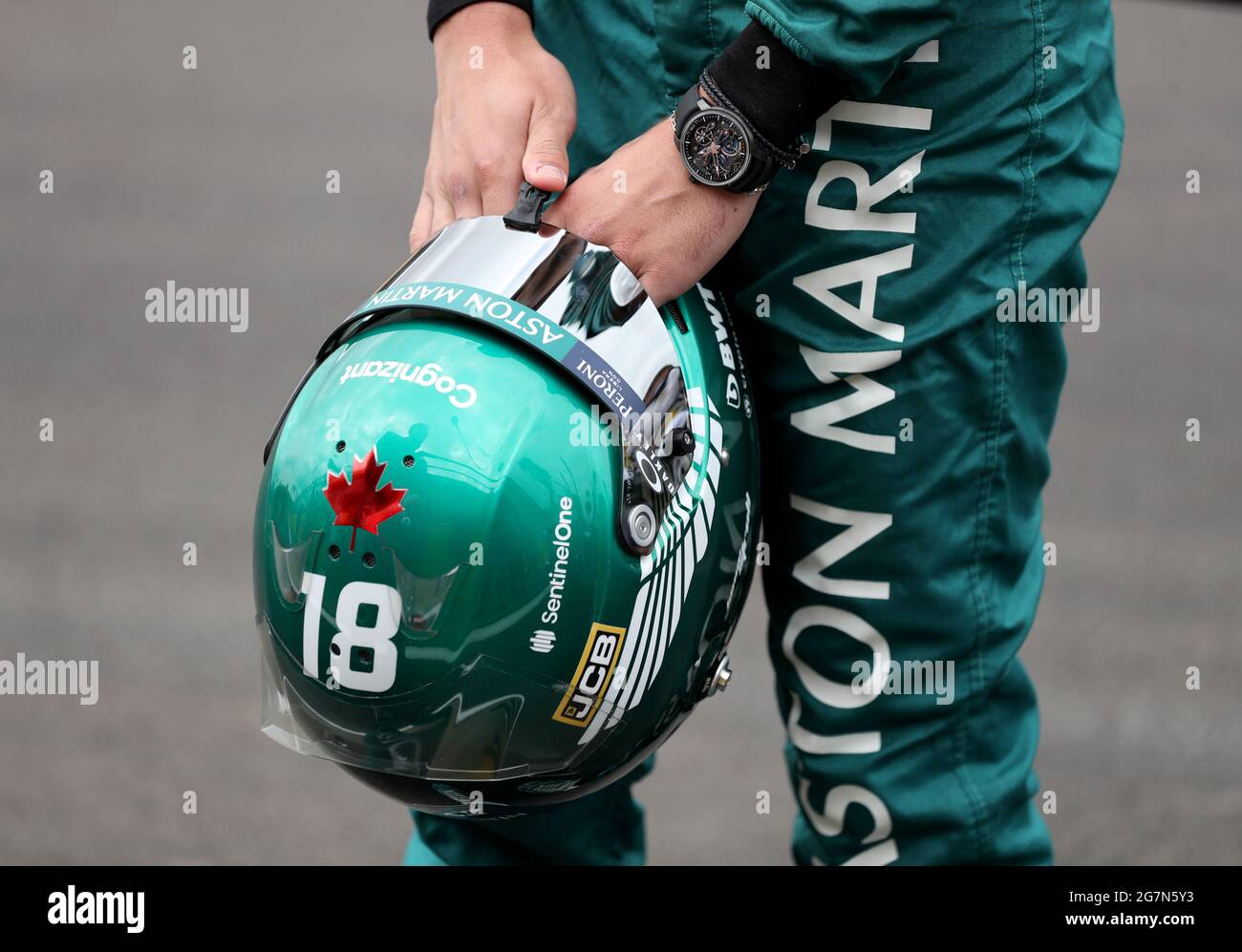 Aston Martin-Lance Stroll Helmet 2022 in 2023