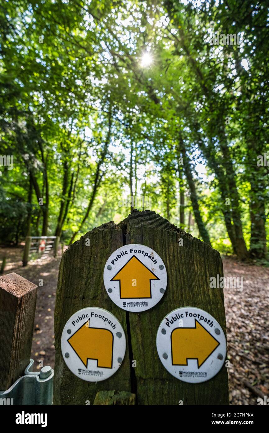 Public routes hi-res stock photography and images - Alamy
