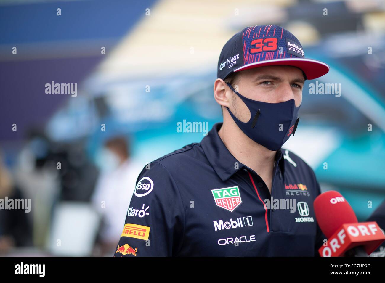 Max Verstappen (NLD) Red Bull Racing 