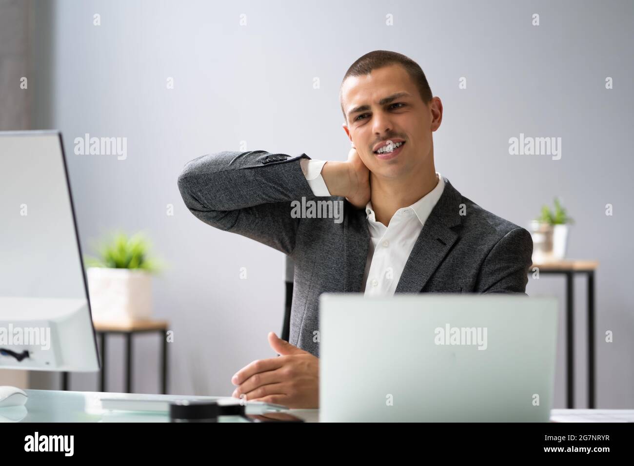 Shoulder Pain In Computer Chair. Ergonomic Posture Stock Photo Alamy