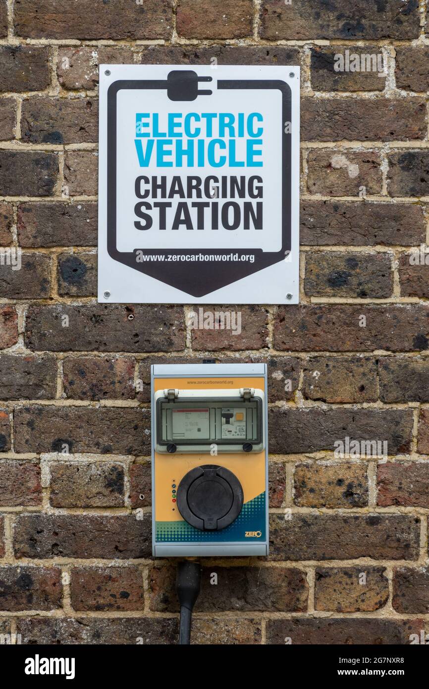 Electric vehicle charging station, UK. www.zerocarbonworld.org Stock Photo