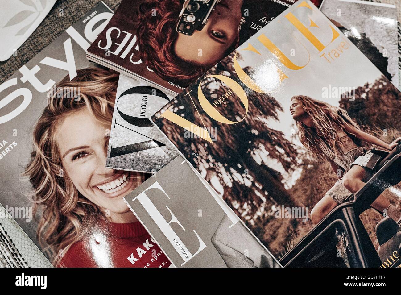 Moscow, Russia - July 15, 2021: Pile of Russian fashion magazines Vogue,  Elle Stock Photo - Alamy