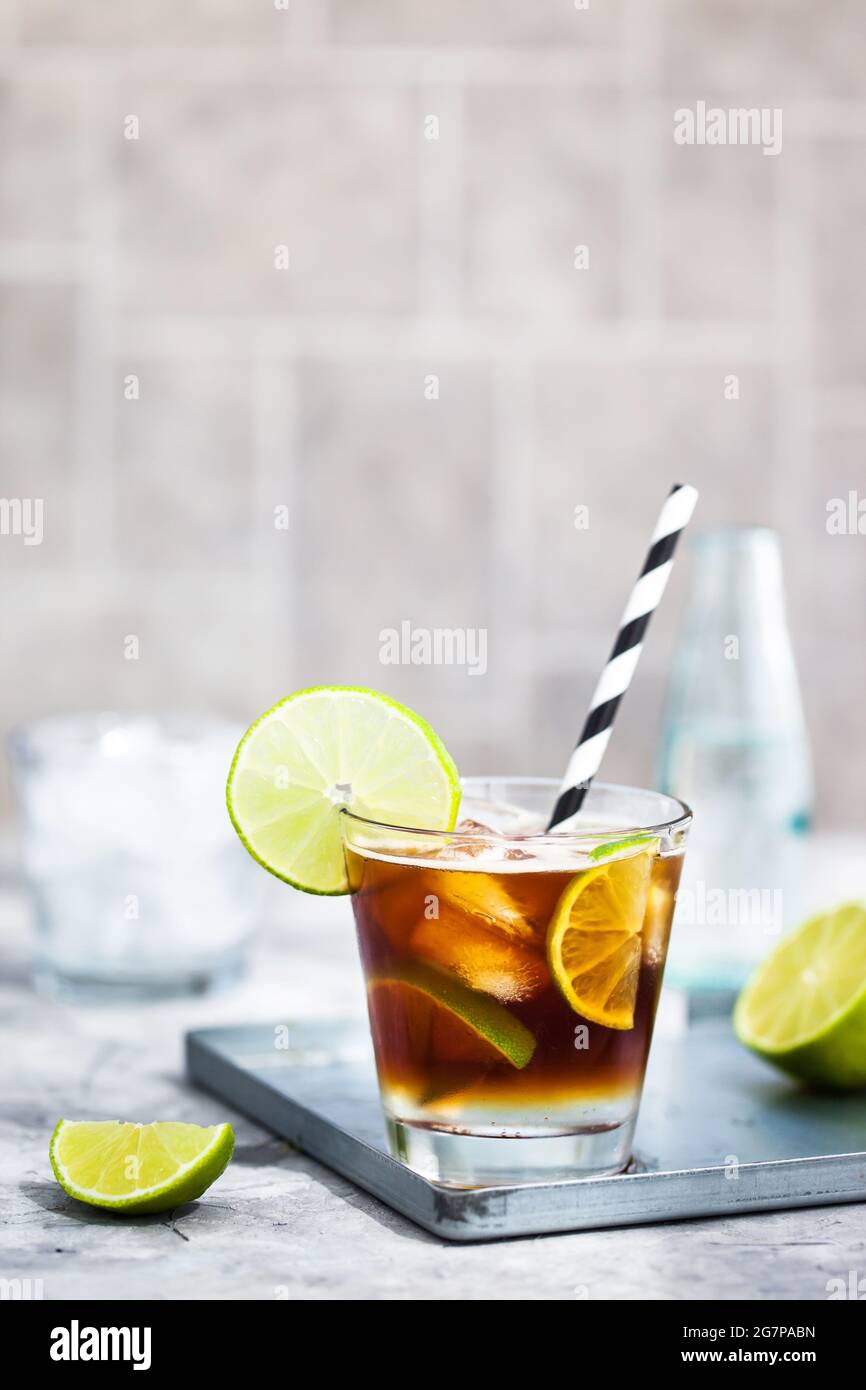 Espresso tonic - refreshment summer drink with tonic water, lime and coffee  Stock Photo - Alamy