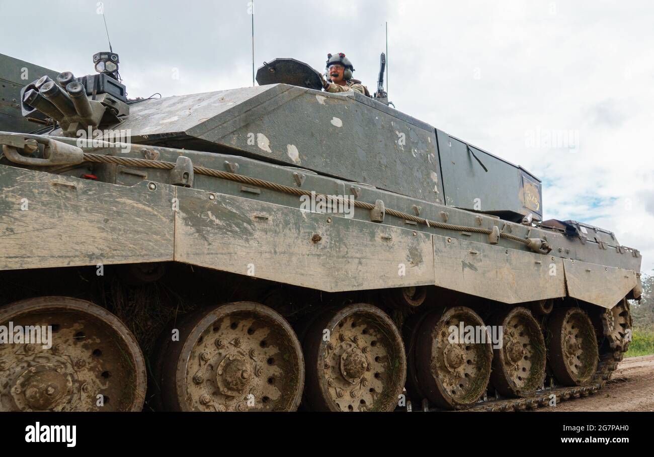 British army Challenger 2 FV4034 main battle tanks on exercise Salisbury Plain (SPTA) UK Stock Photo
