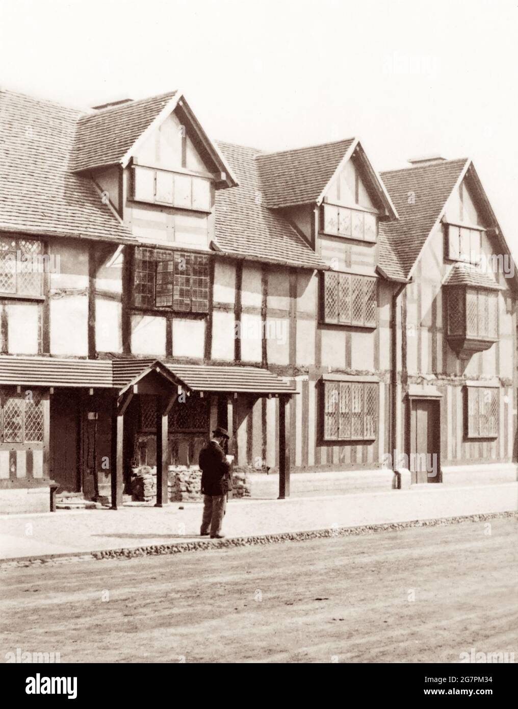 Birthplace of William Shakespeare (1564-1615), Stratford-upon-Avon, in Warwickshire, England. Photo: 1860s. Stock Photo