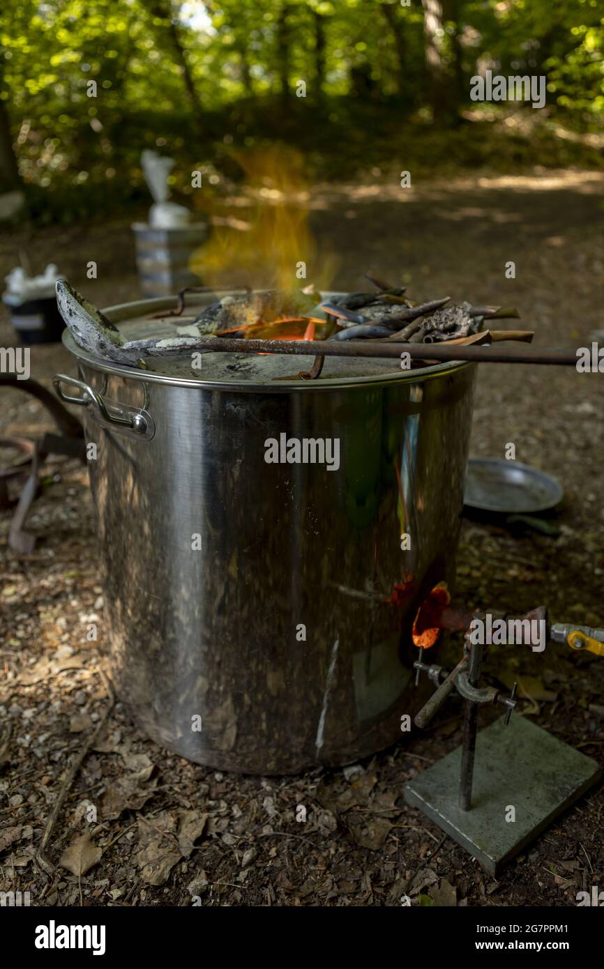Bronze Casting Artisanal Handicraft Process Stock Photo Alamy