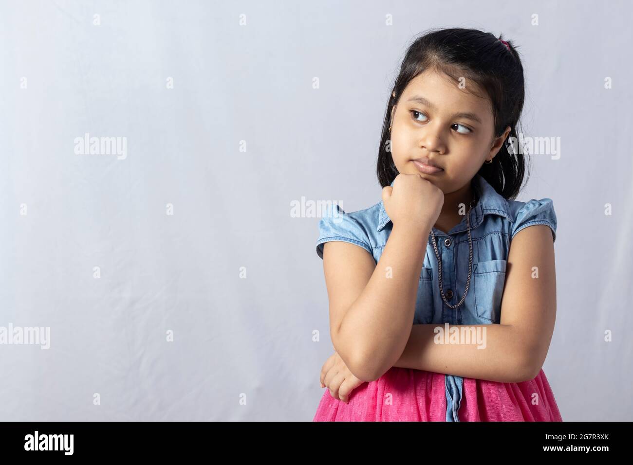 10 years hispanic girl hires stock photography and images Alamy
