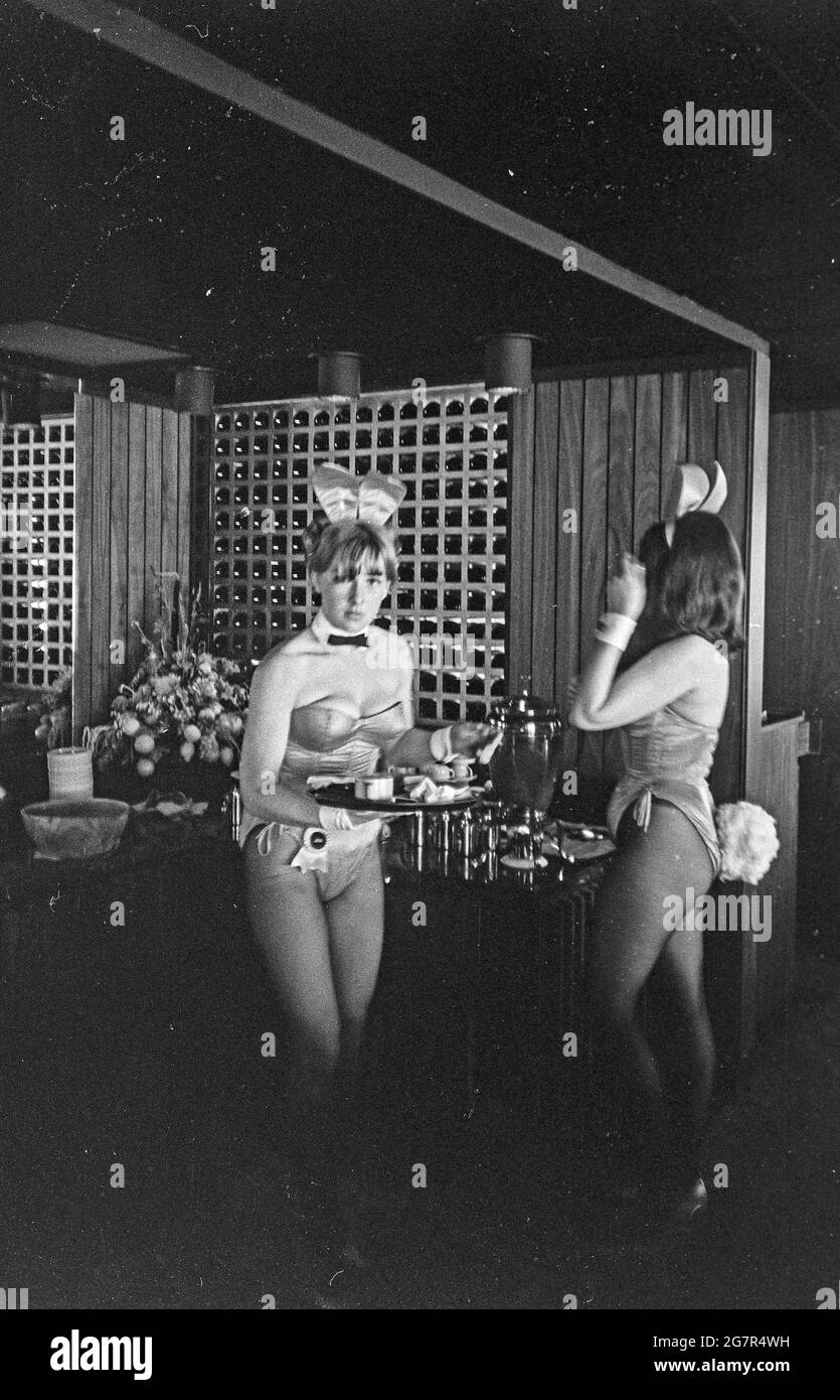 Playboy bunny girls hi res stock photography and images Alamy