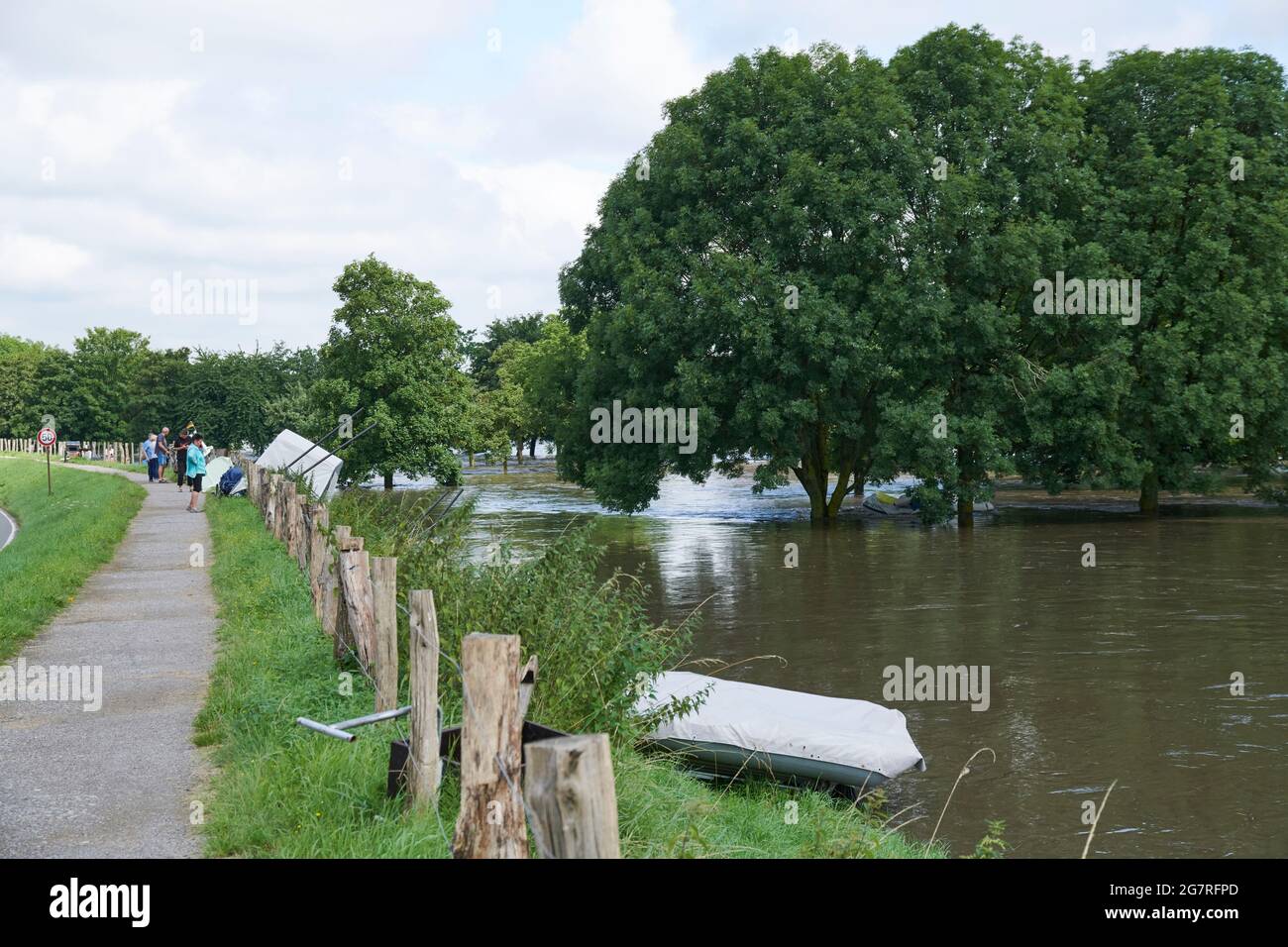 Ueberschwaemmungen in Essen in einem Trinkwassergewinnungsgebiet und Mülheim auf einem Campingplatz Stock Photo