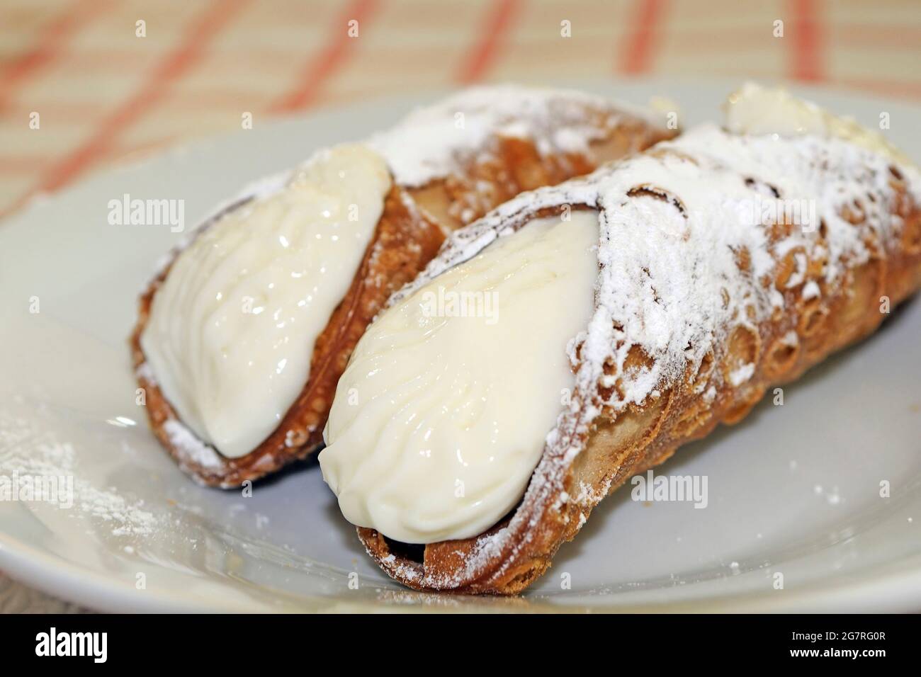 Typical Sicilian (Italy) sweet called cannoli or 'cannolo siciliano', Noto, Sicily Stock Photo