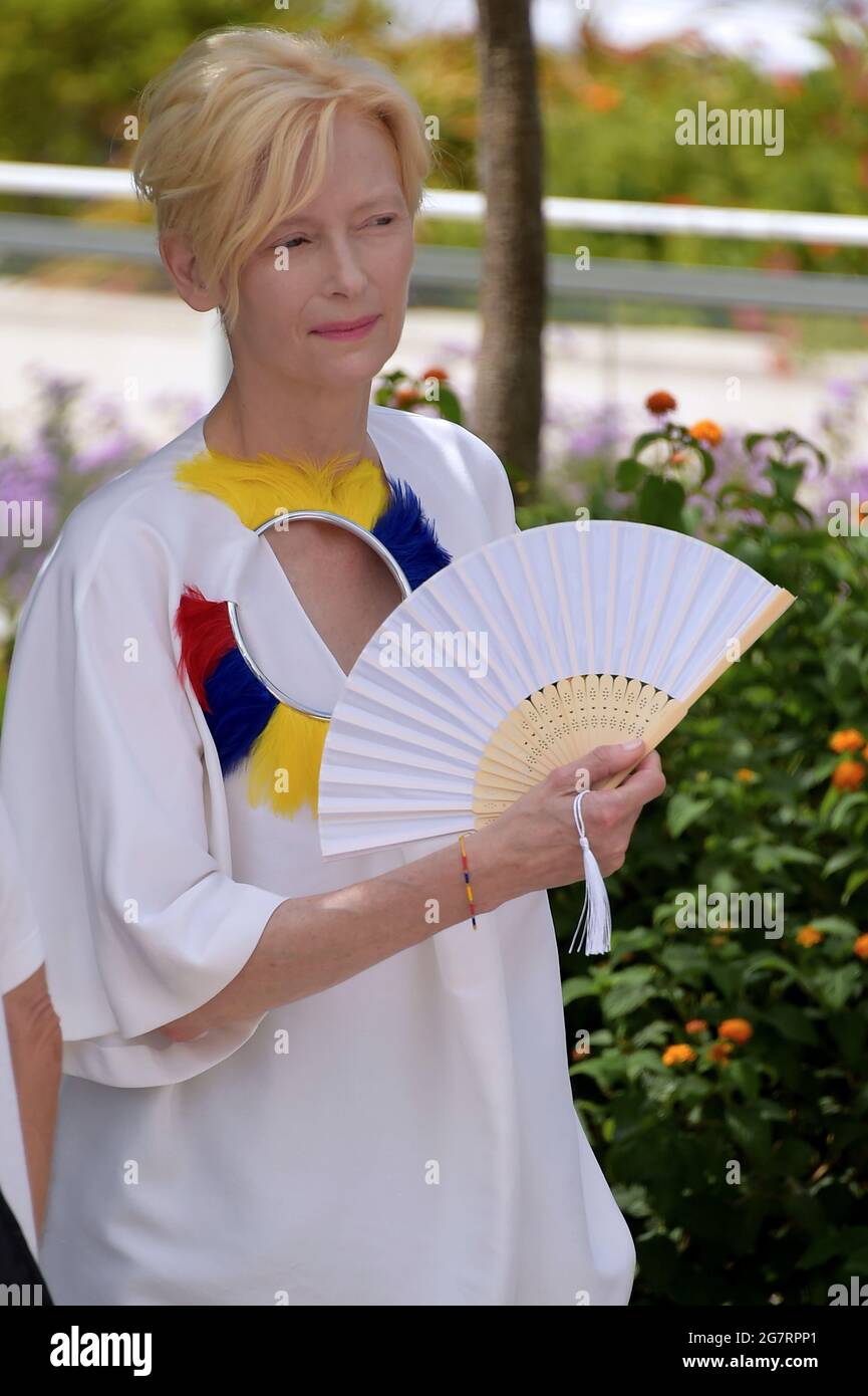 Cannes, France. 16th July, 2021. 74th Cannes Film Festival 2021, Photocall film : Memoria - Pictured: Tilda Swinton Credit: Independent Photo Agency/Alamy Live News Stock Photo