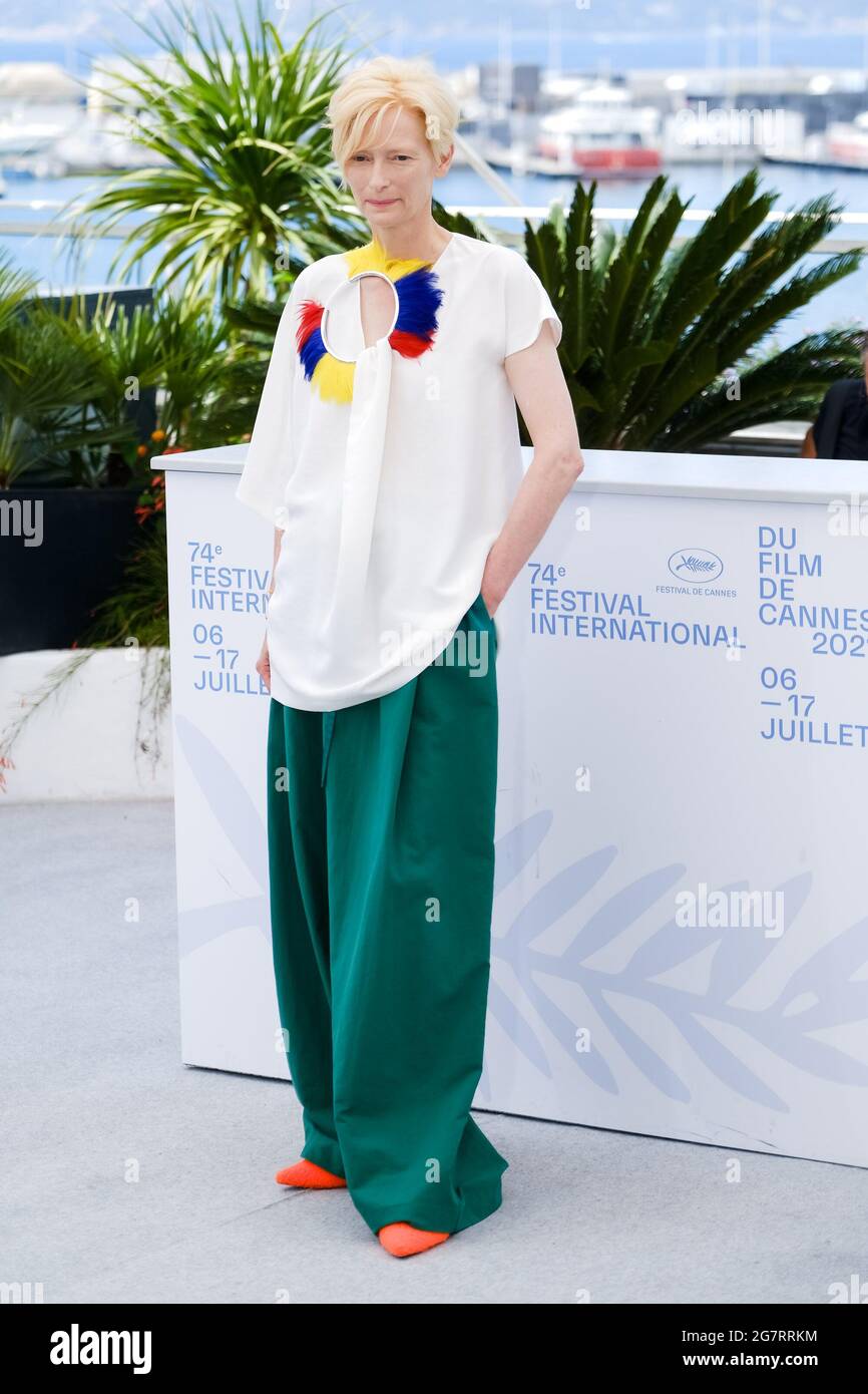 Palais des festivals, Cannes, France. 16th July, 2021. Tilda Swinton poses at the "Memoria" Photocall. Picture by Credit: Julie Edwards/Alamy Live News Stock Photo