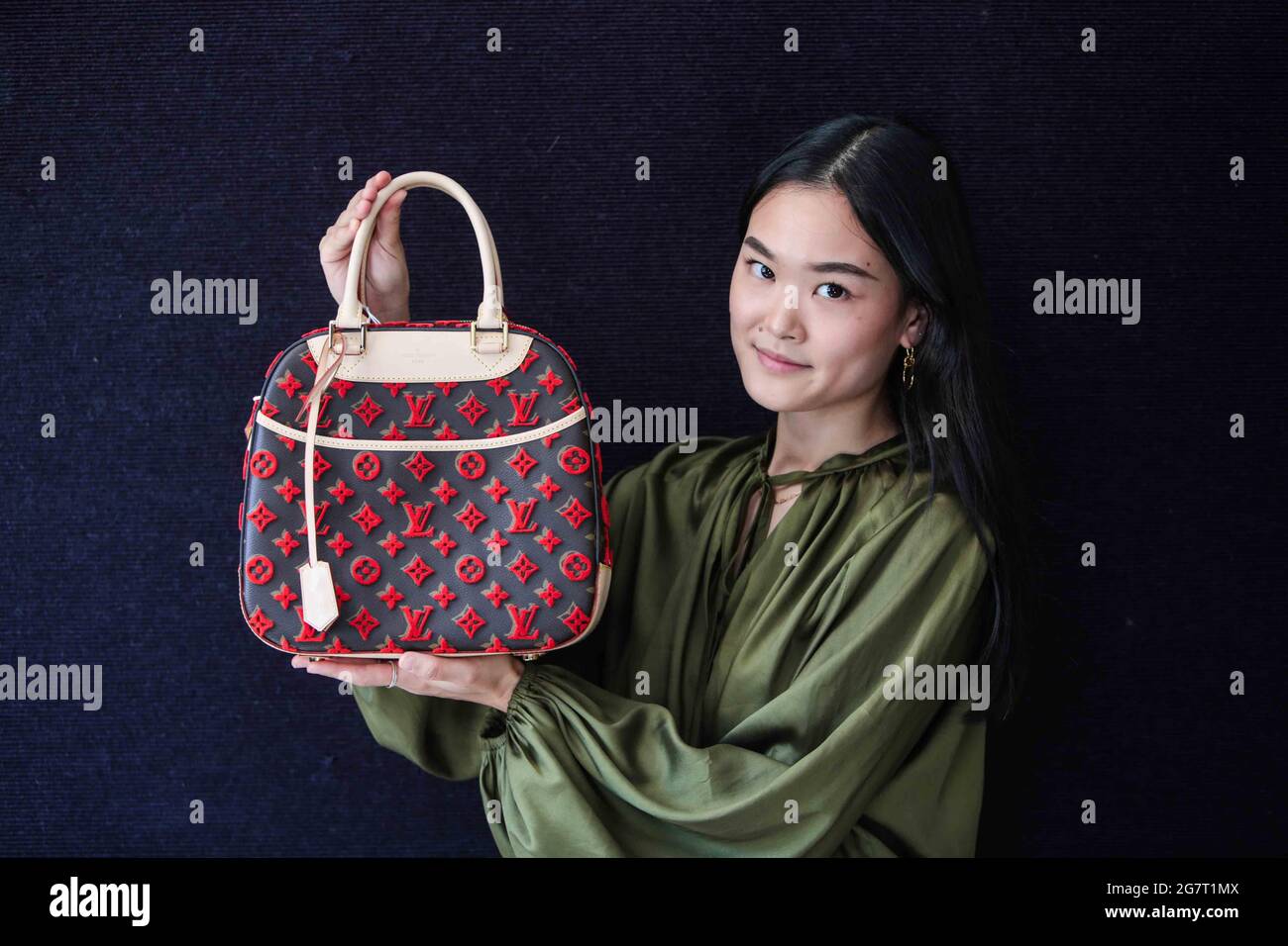 Louis vuitton luggage handbag hi-res stock photography and images - Alamy